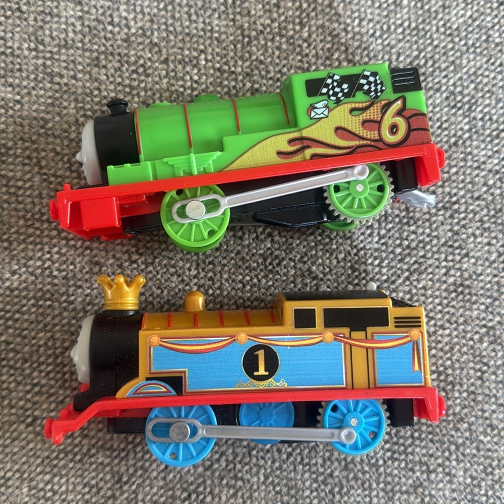 Thomas & Friends Colorful Train Duo - Picture 3 of 6